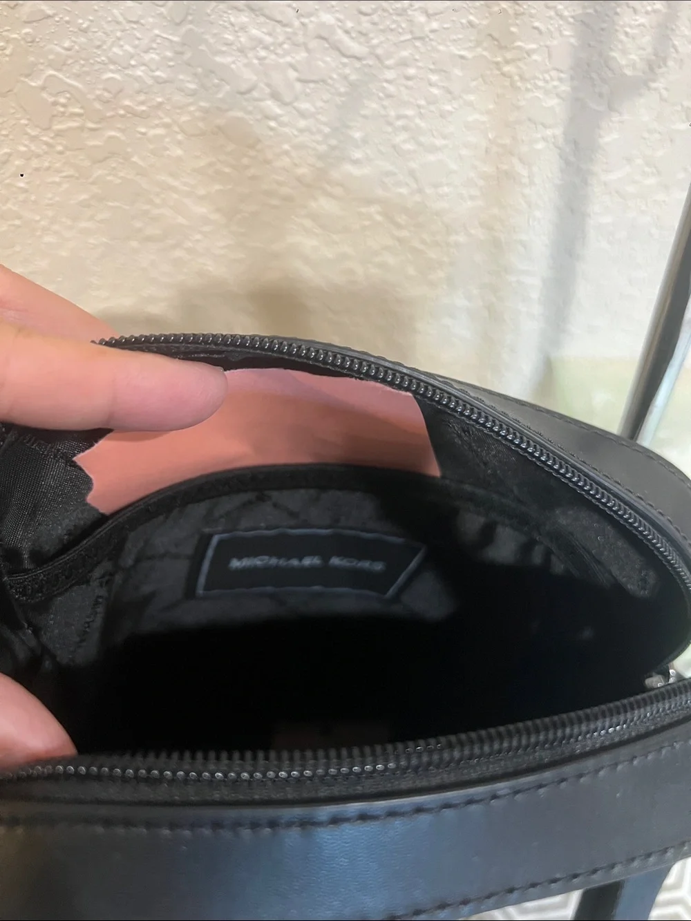 Michael Kors Men's Everett Flight Black Crossbody Bag